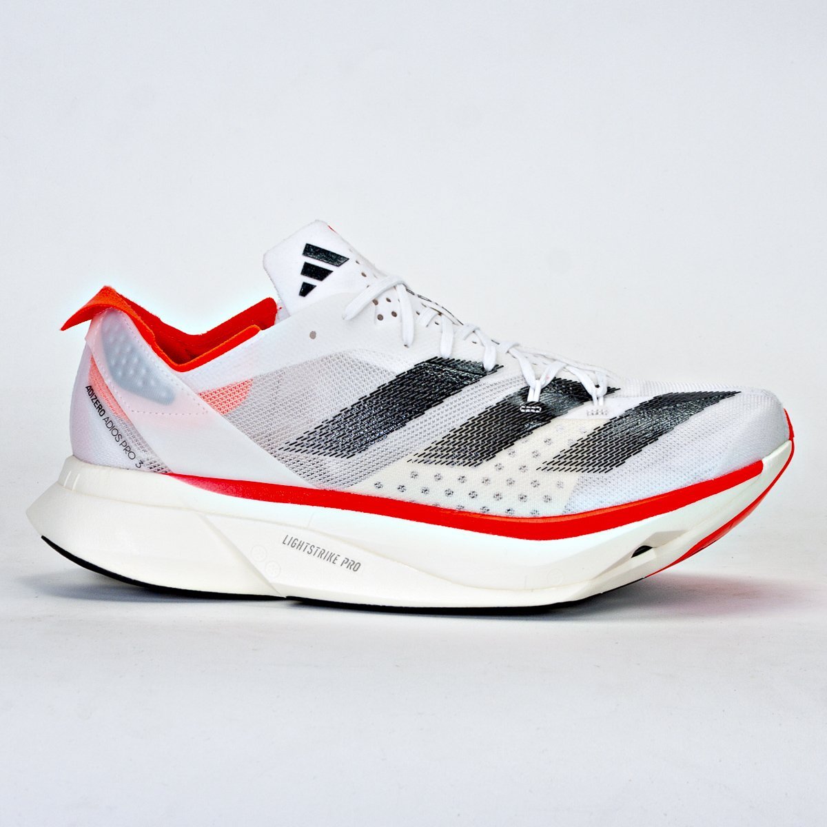 Preços baixos em adidas Adizero Adios Pro 3 Core Black Solar