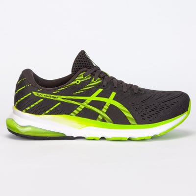 A forma do tenis asics é pequena 2025